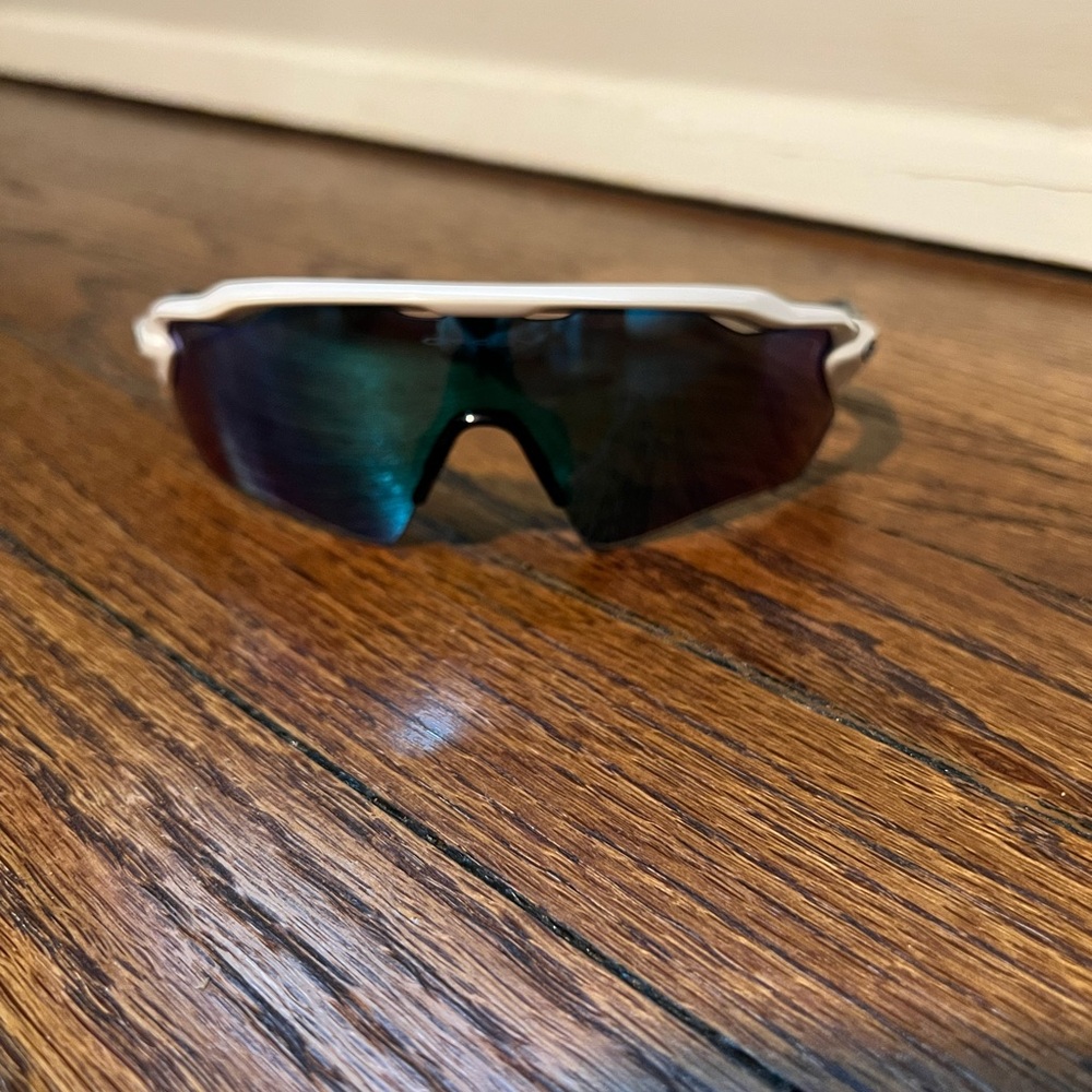 Oakley white/grey sunglasses